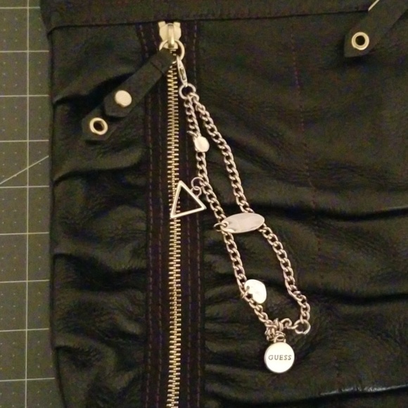 Guess purse charm - Picture 6 of 7